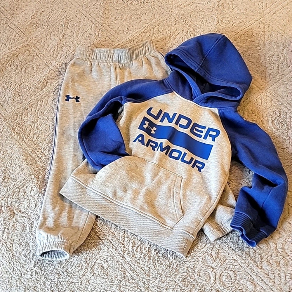 Toddler UA sweatpants suit